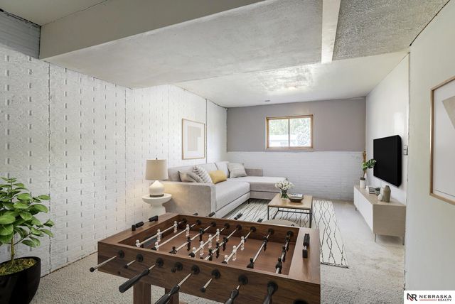 2035 W Cove Court, Lincoln, NE 68522