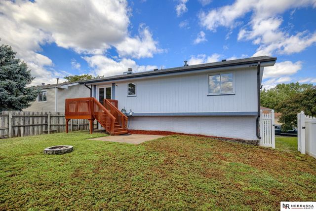 2035 W Cove Court, Lincoln, NE 68522