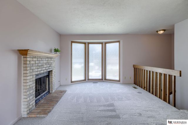 2035 W Cove Court, Lincoln, NE 68522