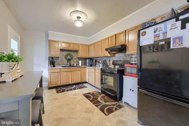 343 W MAIN ST, Dallastown, PA 17313