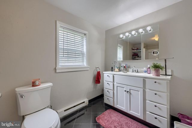 343 W MAIN ST, Dallastown, PA 17313