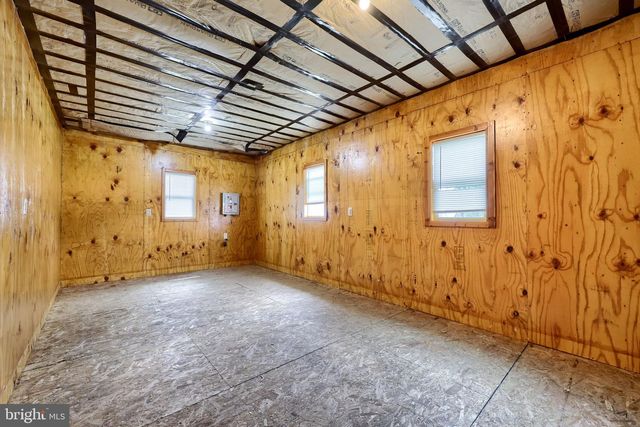 343 W MAIN ST, Dallastown, PA 17313