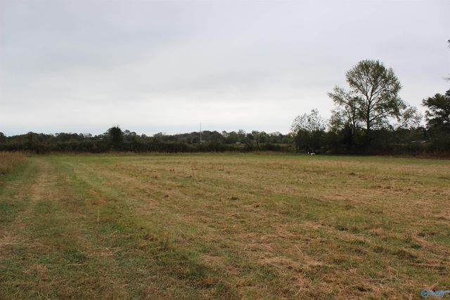 150 5th Street N, Sylvania, AL 35988