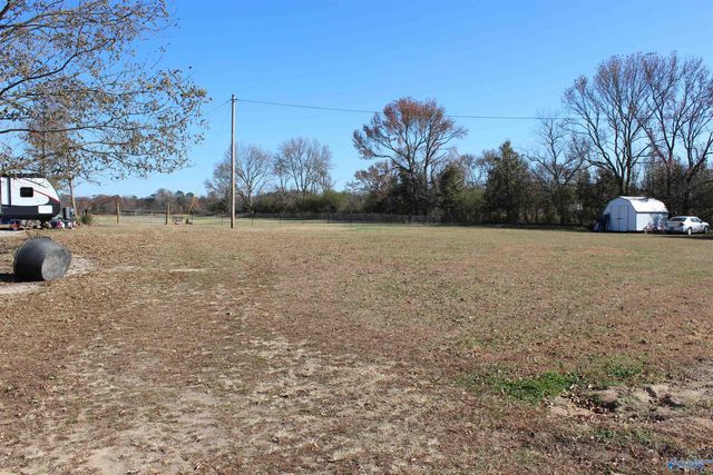 150 5th Street N, Sylvania, AL 35988