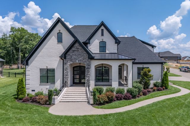 887 Harrisburg Ln, Mount Juliet, TN 37122