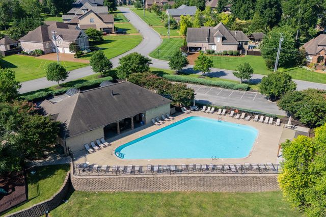 887 Harrisburg Ln, Mount Juliet, TN 37122