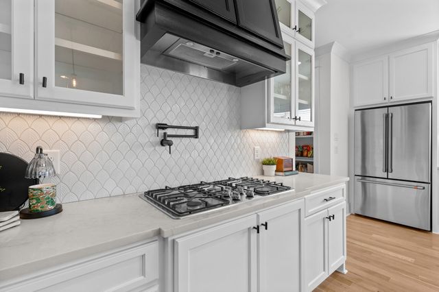 887 Harrisburg Ln, Mount Juliet, TN 37122