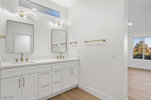 2808 Crown Ridge Drive, Las Vegas, NV 89134