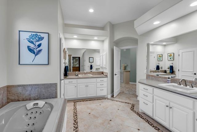 8812 E Churchill Cir, Wichita, KS 67206