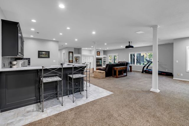 8812 E Churchill Cir, Wichita, KS 67206