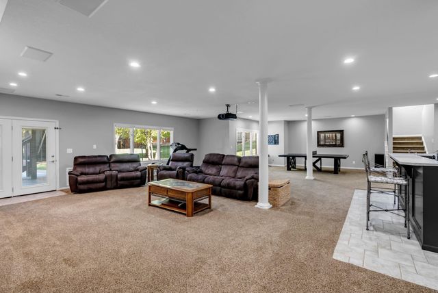 8812 E Churchill Cir, Wichita, KS 67206