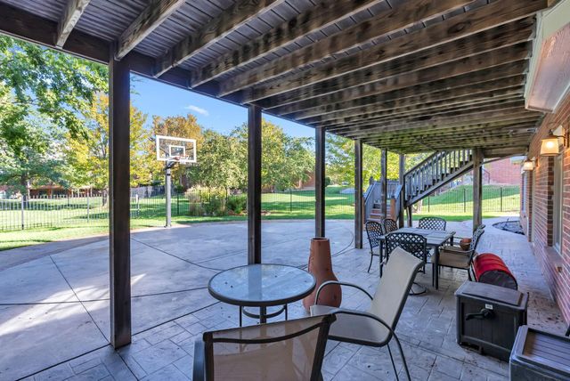 8812 E Churchill Cir, Wichita, KS 67206