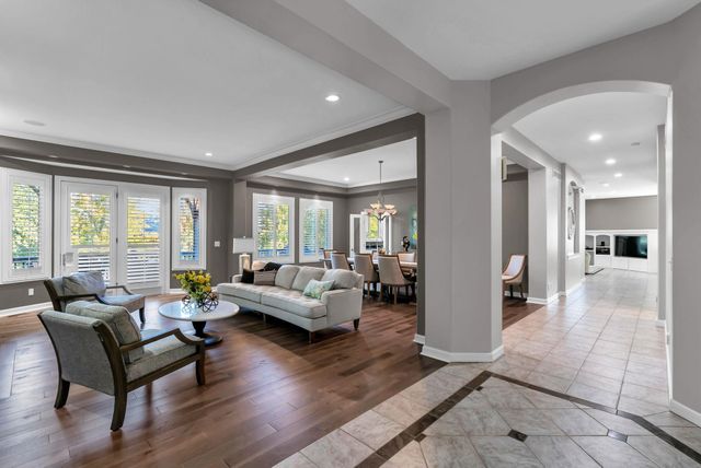 8812 E Churchill Cir, Wichita, KS 67206