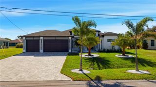 866 SW 18th ST, Cape Coral, FL 33991
