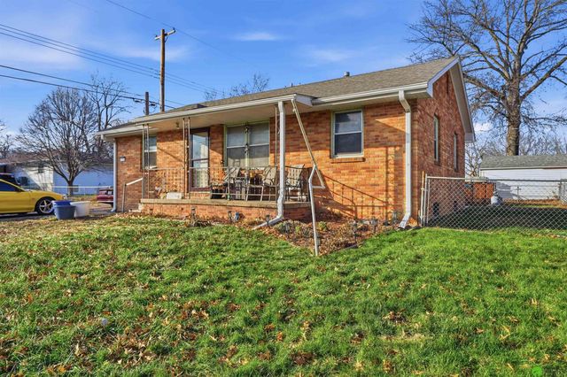 3733 N 66th Street, Lincoln, NE 68507