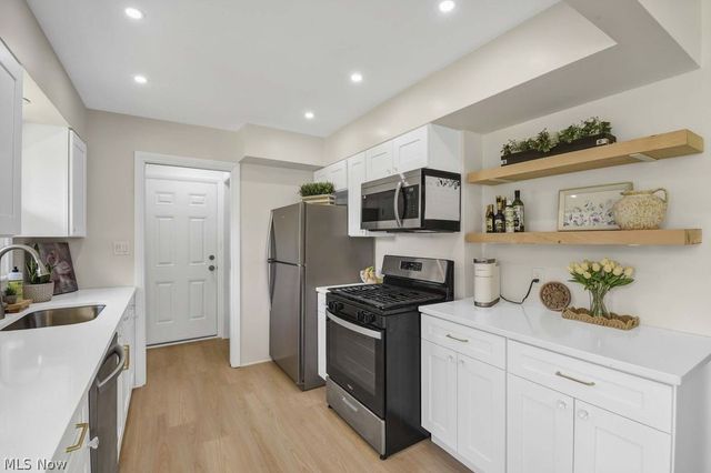 12793 W Sprague Road, North Royalton, OH 44133