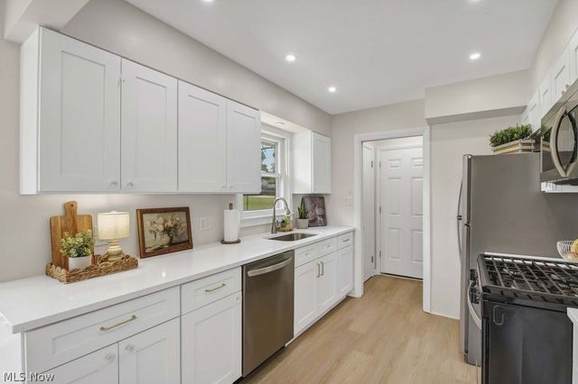 12793 W Sprague Road, North Royalton, OH 44133