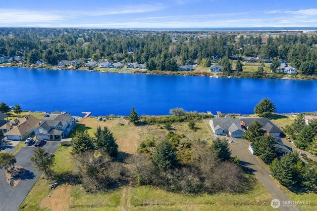 599 E Chance A La Mer NE, Ocean Shores, WA 98569