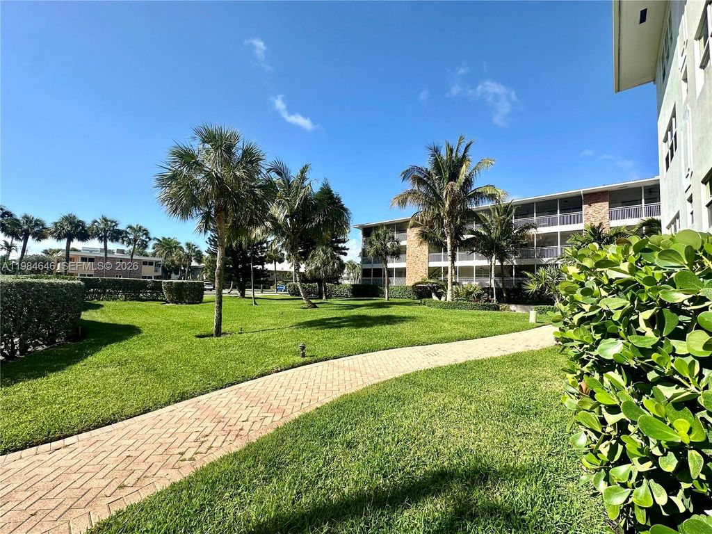 2501 S Ocean Blvd 1040, Boca Raton, FL 33432