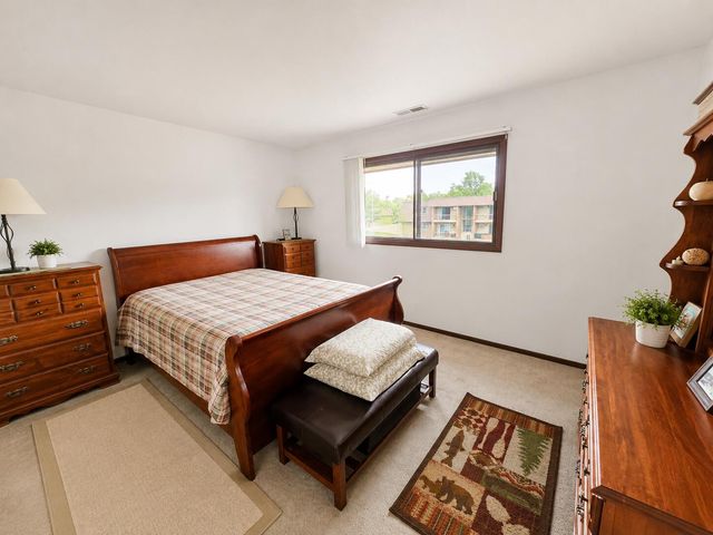 716 Moraine Trace 10, Schererville, IN 46375