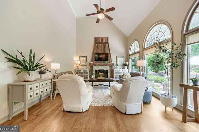 165 Northern Oaks Court, Alpharetta, GA 30004