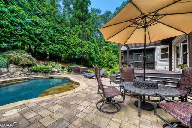 165 Northern Oaks Court, Alpharetta, GA 30004