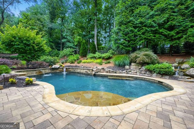 165 Northern Oaks Court, Alpharetta, GA 30004