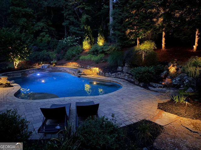165 Northern Oaks Court, Alpharetta, GA 30004