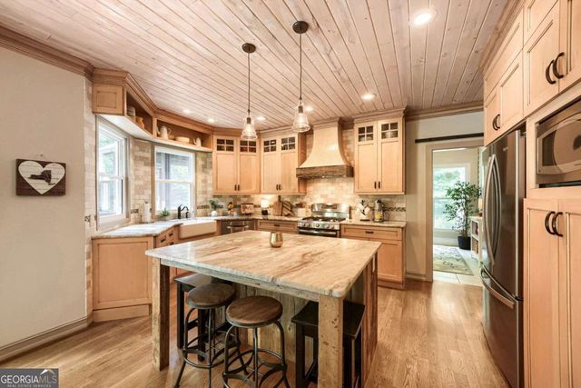 165 Northern Oaks Court, Alpharetta, GA 30004