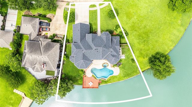 2707 Pond Brook Place, Missouri City, TX 77459