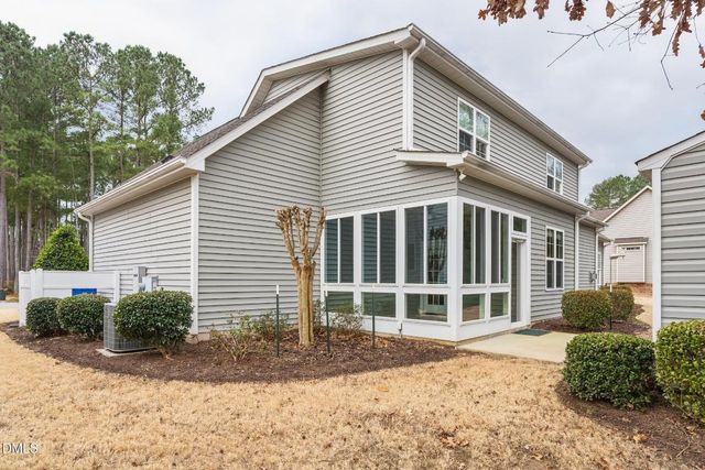 929 E Ivy Valley Drive, Fuquay Varina, NC 27526