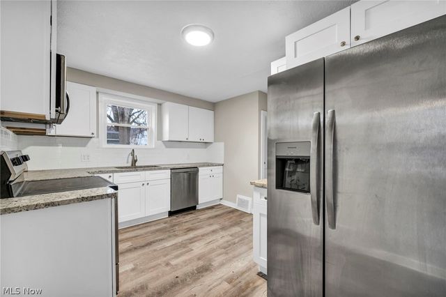 3623 Siam Avenue, Cleveland, OH 44113