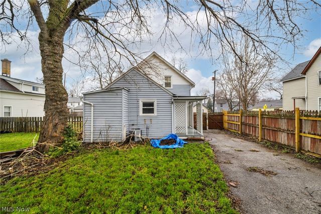 3623 Siam Avenue, Cleveland, OH 44113