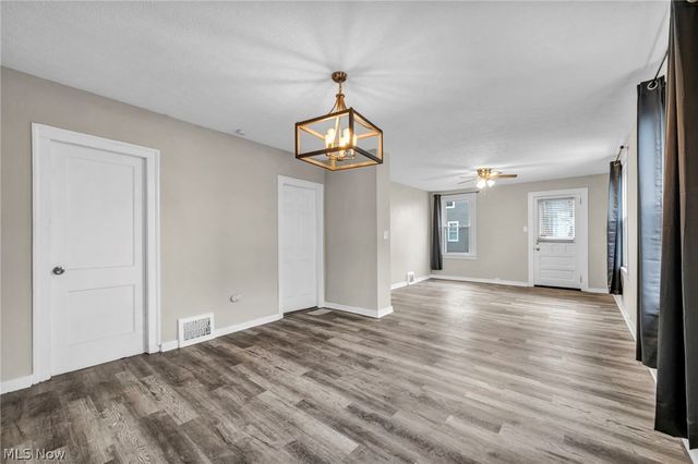 3623 Siam Avenue, Cleveland, OH 44113