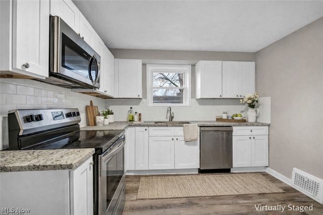 3623 Siam Avenue, Cleveland, OH 44113