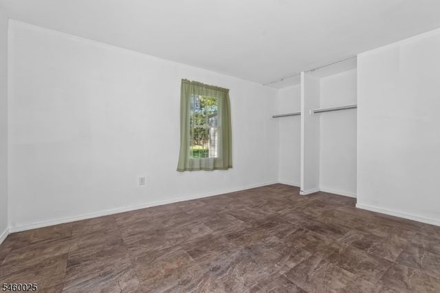 24 Presidential Dr, Washington Boro, NJ 07882