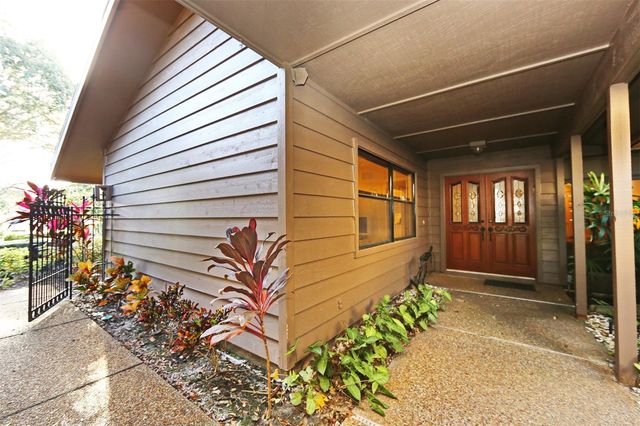 5728 DORAL DRIVE, Sarasota, FL 34243