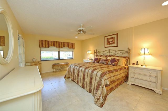 5728 DORAL DRIVE, Sarasota, FL 34243