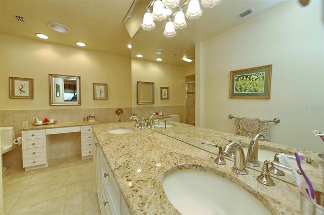 5728 DORAL DRIVE, Sarasota, FL 34243