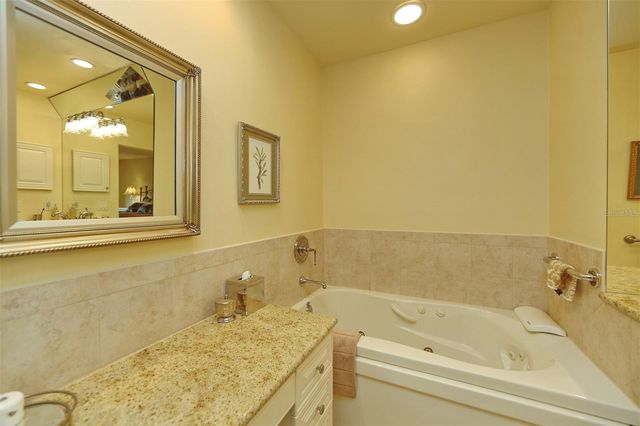 5728 DORAL DRIVE, Sarasota, FL 34243