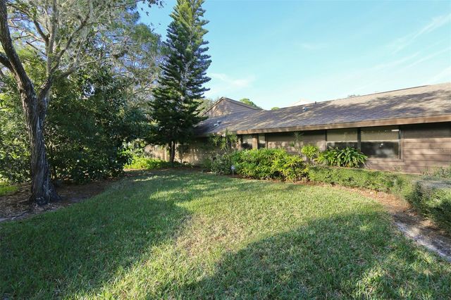 5728 DORAL DRIVE, Sarasota, FL 34243