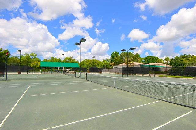 5728 DORAL DRIVE, Sarasota, FL 34243