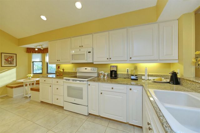 5728 DORAL DRIVE, Sarasota, FL 34243