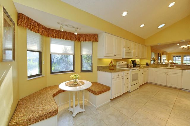 5728 DORAL DRIVE, Sarasota, FL 34243