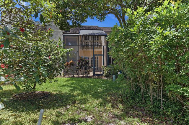 6024 Glendale Drive, Boca Raton, FL 33433