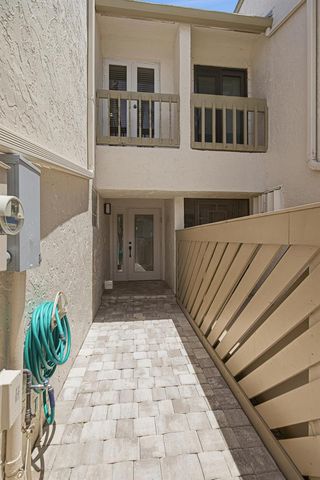 6024 Glendale Drive, Boca Raton, FL 33433