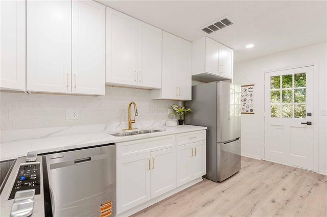 3310 Rangers Gate, Marietta, GA 30062