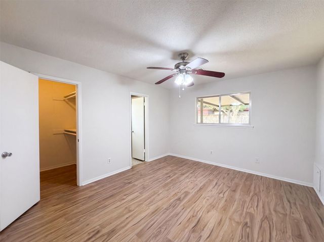 9418 Beverlyhill Street, Houston, TX 77063