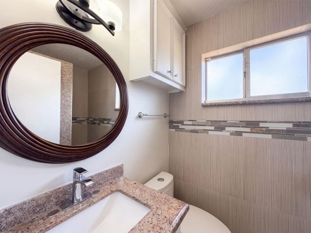 9418 Beverlyhill Street, Houston, TX 77063