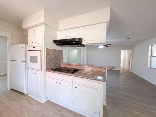 9418 Beverlyhill Street, Houston, TX 77063